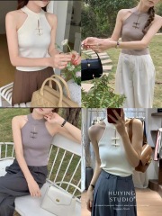 新中式吊帶女內搭外穿2024春夏新款修身顯瘦內搭無袖掛脖盤扣上衣