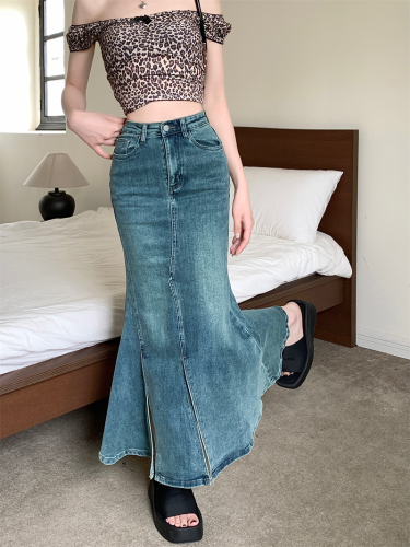 Real shot of Hot Girl’s new high-waisted denim fishtail skirt for women with slits and hip-covering skirt, long skirt for women
