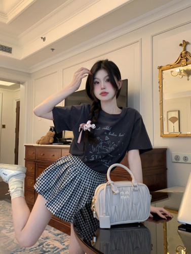 Actual shot of Bunny Party round-neck hand-painted printed short-sleeved T-shirt + slim plaid skirt two-piece suit