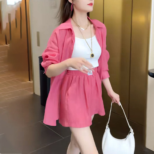 2024 new summer women's clothing fashionable street high-end foreign style thin style temperament age-reducing shirt two-piece set
