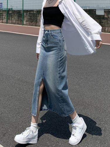 Light blue slit denim skirt for women summer 2024 new style high-waisted slimming small butt-covering A-line skirt