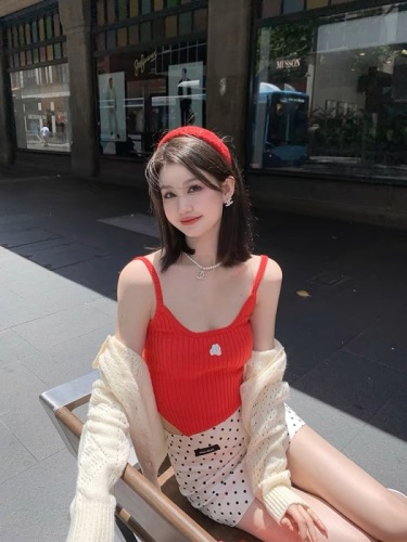 NIMO WANGClean fit红色吊带背心女春夏季修身针织短款上衣