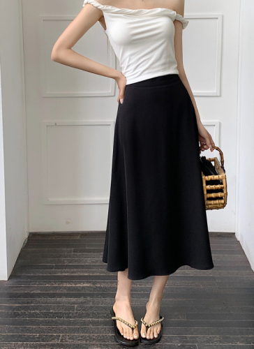 Actual shot of casual skirt for women with elasticated high waist; A-line mid-length; long; 2024 summer new style