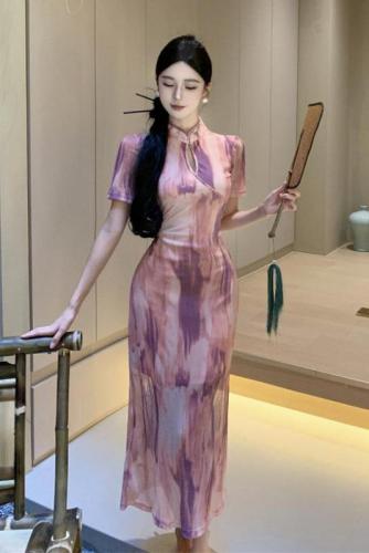 Actual shot of tie-dye pleated short-sleeved waist-cinching mid-length Chinese-style modified cheongsam dress