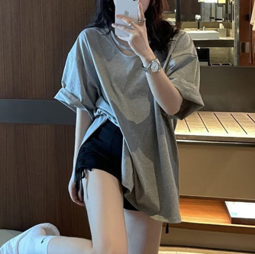 Real shot of Korean chic oblique shoulder strap pocket U-neck mid-length basic loose T-shirt