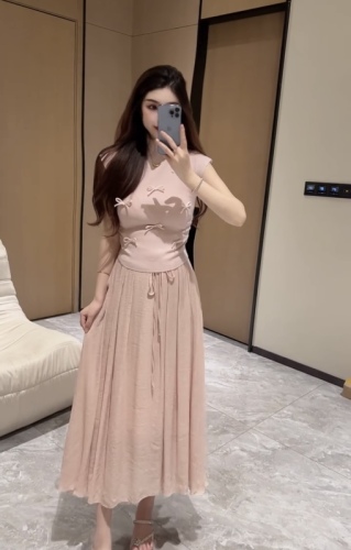 Nana~Sweet age-reducing bow-knot waist top for women in summer, loose, casual, versatile skirts and pants, fashionable two-piece set