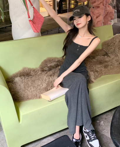 Actual shot of 2024 summer new camisole dress for women with button design, elegant and high-end dress