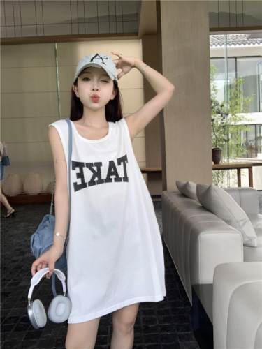 Real shot of sports and leisure letter printed basketball uniform vest