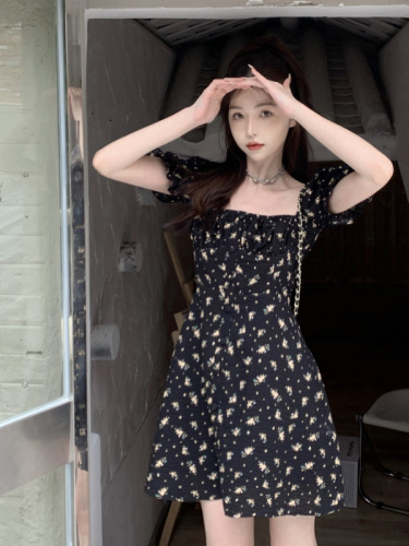 Real shot of French black floral dress with waist, square neck, short sleeves, split puff sleeves