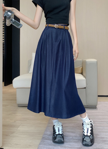 Actual shot of retro drapey milk Tencel denim skirt for women, high-waisted loose pleated long skirt! Free belt