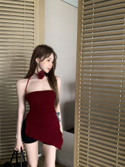 Real shot ~ Hot girl with red tight tube top with breast pads and slim sleeveless top