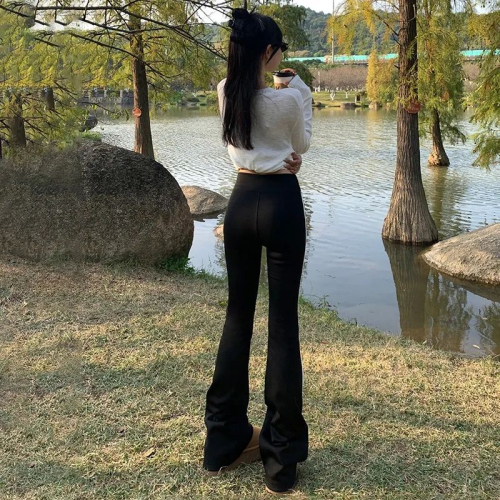 American retro black slightly bell-bottomed floor-length trousers for women, slim-fitting hot girl casual yoga pants with design
