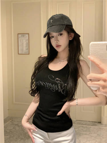 Real shot of retro sexy hottie with sparkling diamonds, tight-fitting, slim, versatile casual outerwear vest top for women
