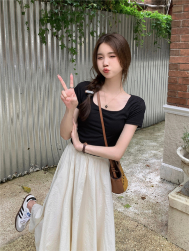 Real shot of striped square neck, right shoulder, short sleeves, slim fit hot girl T-shirt top, gentle pleated high waist skirt