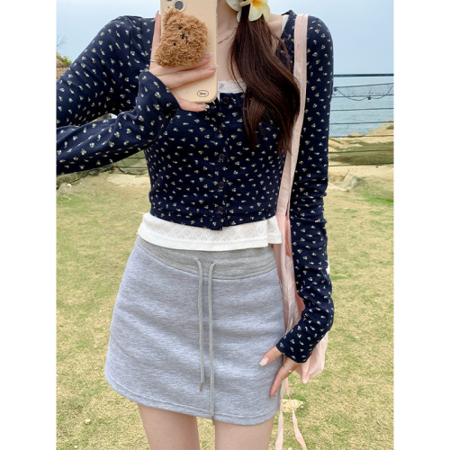 Actual shot of early spring design floral cardigan T-shirt for women new long-sleeved U-neck slim fit short top jacket