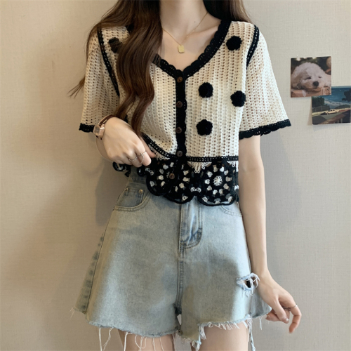 Real shot Korean style new style hollow crochet short-sleeved V-neck crop top for summer