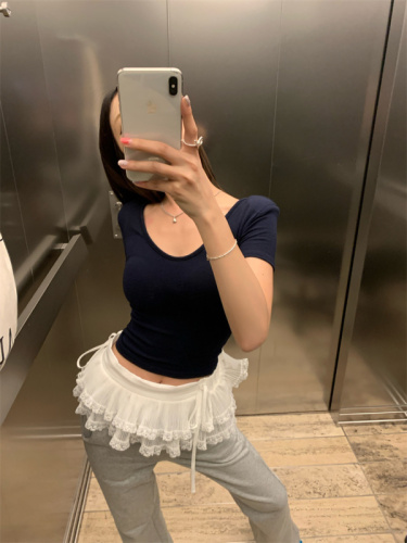 Real shot of Korean style shoulder-padded V-neck short-sleeved T-shirt for women, tight-fitting and slim, dark blue bottoming shirt for hot girls with navel-baring short top