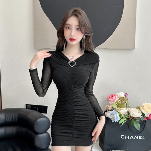 Real shot of gentle temperament sexy sweetheart girl pure desire mesh printed one-shoulder waist long-sleeved dress