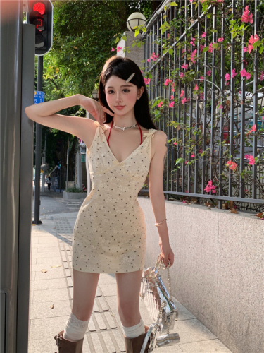 Real shot of polka dot lace petite V-neck suspender dress 2024 new style for women spring and autumn
