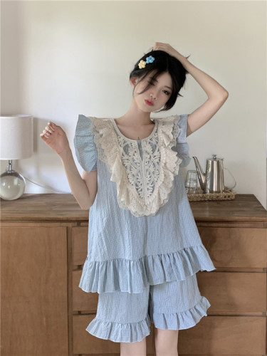 Real shot of Korean version of sweet heavy-duty lace princess style loose and comfortable short-sleeved shorts home clothes