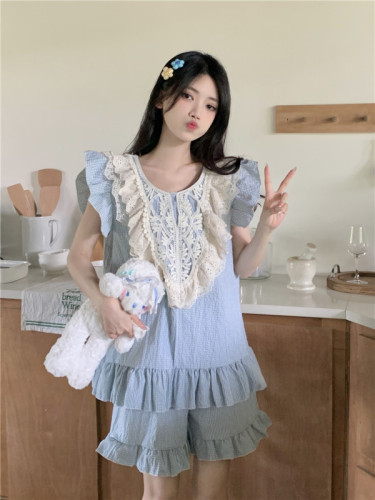 Real shot of Korean version of sweet heavy-duty lace princess style loose and comfortable short-sleeved shorts home clothes