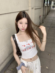 Real shot!  Sweet and spicy slim fit fungus embroidered camisole