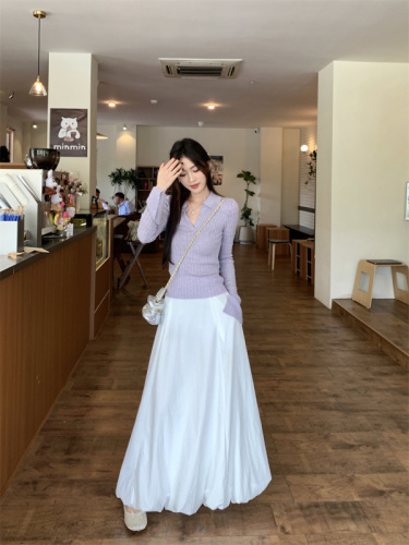 Actual shot of slim-fitting lapel bell sleeves v-neck sweater for women with high waist and temperament A-line fluffy umbrella skirt