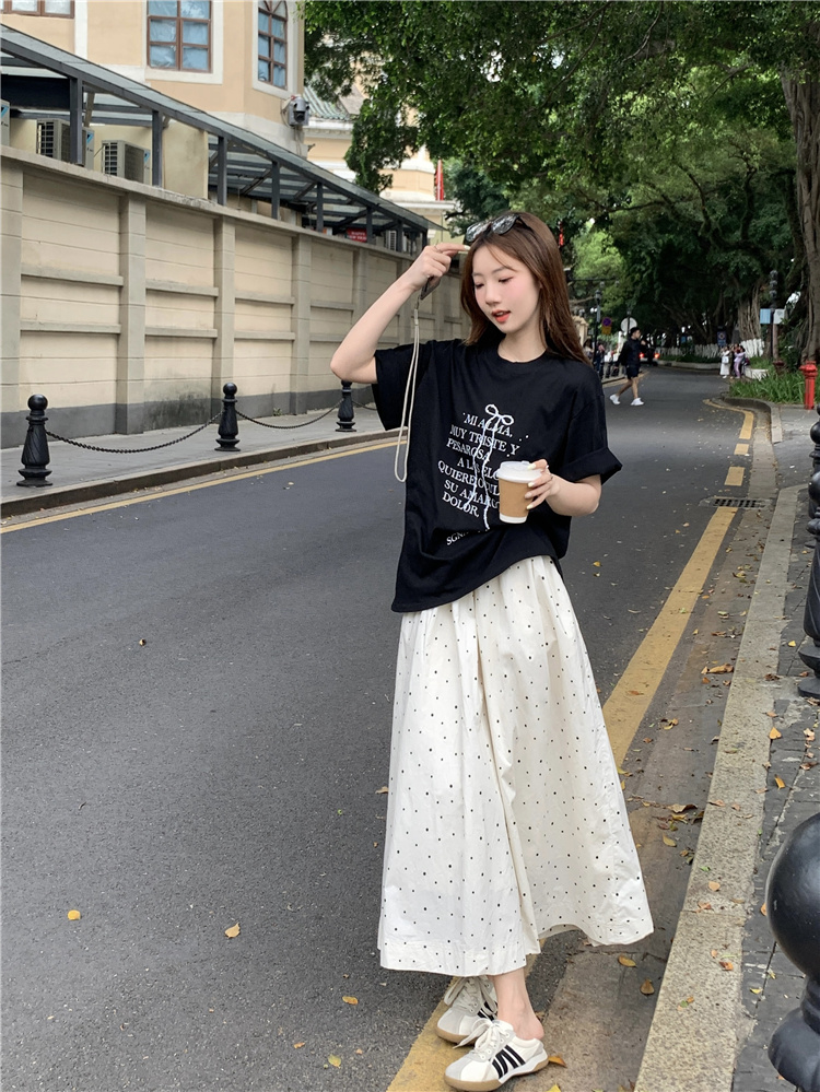 實拍~夏季寬鬆百搭字母蝴蝶結印花短袖T恤+波點半身裙