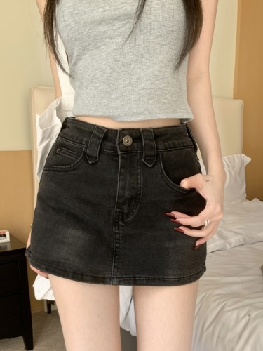 Real shot of hot girl retro high-waist stretch denim short skirt pants for women to prevent exposure