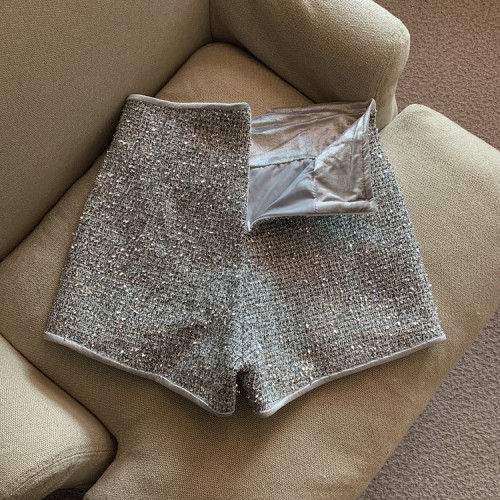 Actual shot of summer versatile slimming high-waisted glittery shorts