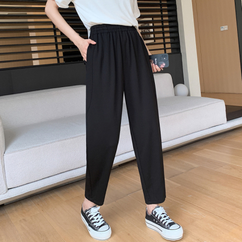 Real shot of large size pear-shaped body narrow harem pants for women plus size fat mm slimming wide leg pants dad pants casual pants