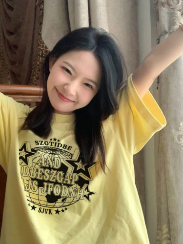 韩系立体感星星字母印花短袖T恤