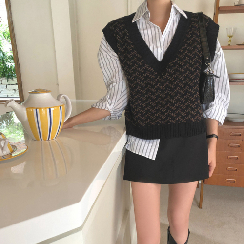 Actual price in stock chic Korean style autumn new jacquard sweater vest knitted vest for women