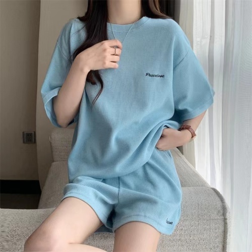 Short-sleeved casual sports suit for women summer 2024 new style fashionable thin sweatshirt shorts running two-piece set