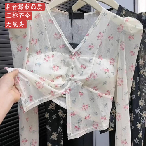 2024 New Tops Floral Printed Puff Sleeves Floral Shirts for Small Women Design Niche Tops Trendy