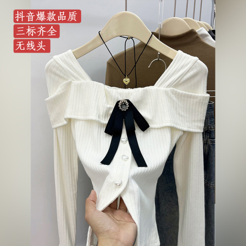 2024 New Pure Desire Hot Girl Square Neck Bow Top Slit Bell Sleeves Western Style Long Sleeve T-Shirt Women's Top