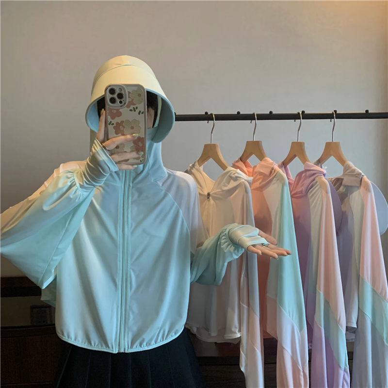 Photographed Summer New Style Zipper Color Block Breathable Cool Comfort Hooded Sun Protective Jacket Outerwear