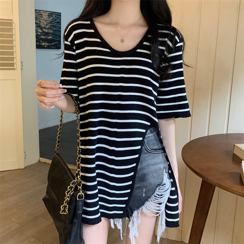 Actual shot of new summer slit short-sleeved loose design knitted sweater tops for women