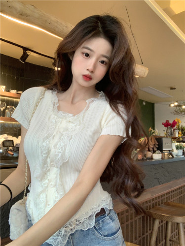 Real shot ~ Gentle style lace short-sleeved sweater, sweet hot girl design, slim short top