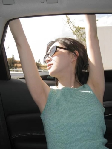 French-style fresh green off-the-shoulder sleeveless spaghetti strap camisole for women as innerwear, suitable for summer wear, sweet and spicy knit T-shirt top