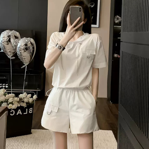 2024 new summer style Internet celebrity slimming and age-reducing high-end fashion casual sports running white short-sleeved suit pants for women