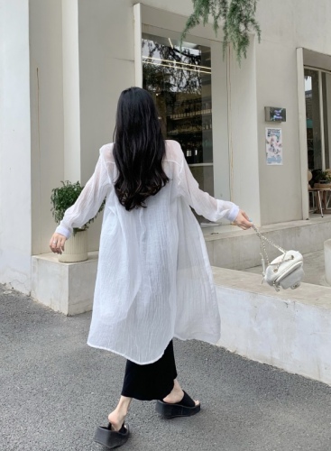 Actual shot ~ 2024 summer new style French style gentle and sweet seaside vacation sun protection long shirt