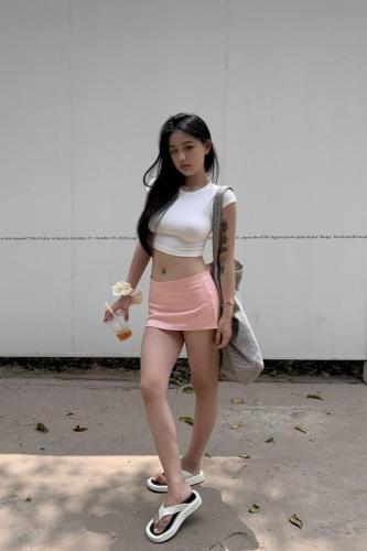 Real shot~Pink hot girl short skirt + right shoulder short-sleeved T-shirt suit for women