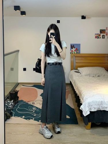 Gray pleated suit skirt women's summer solid color bottoming shirt + high-waisted A-line mid-length large swing umbrella skirt