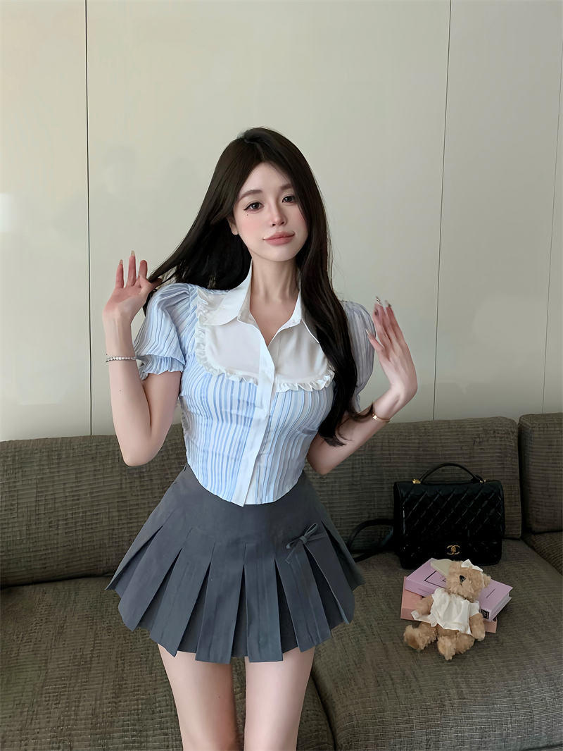 Actual shot of new summer suit, short-sleeved shirt + pleated skirt, Korean uniform two-piece set