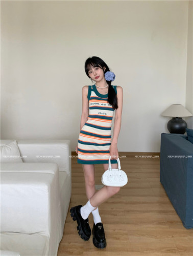 Real shot Summer new slim fit design contrasting color splicing striped short skirt hip-hugging skirt