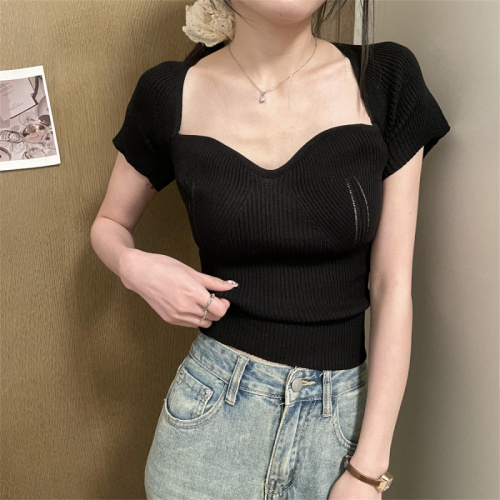 Real shot of square neck top for women, slimming French style summer Internet celebrity fashion short-sleeved sweater