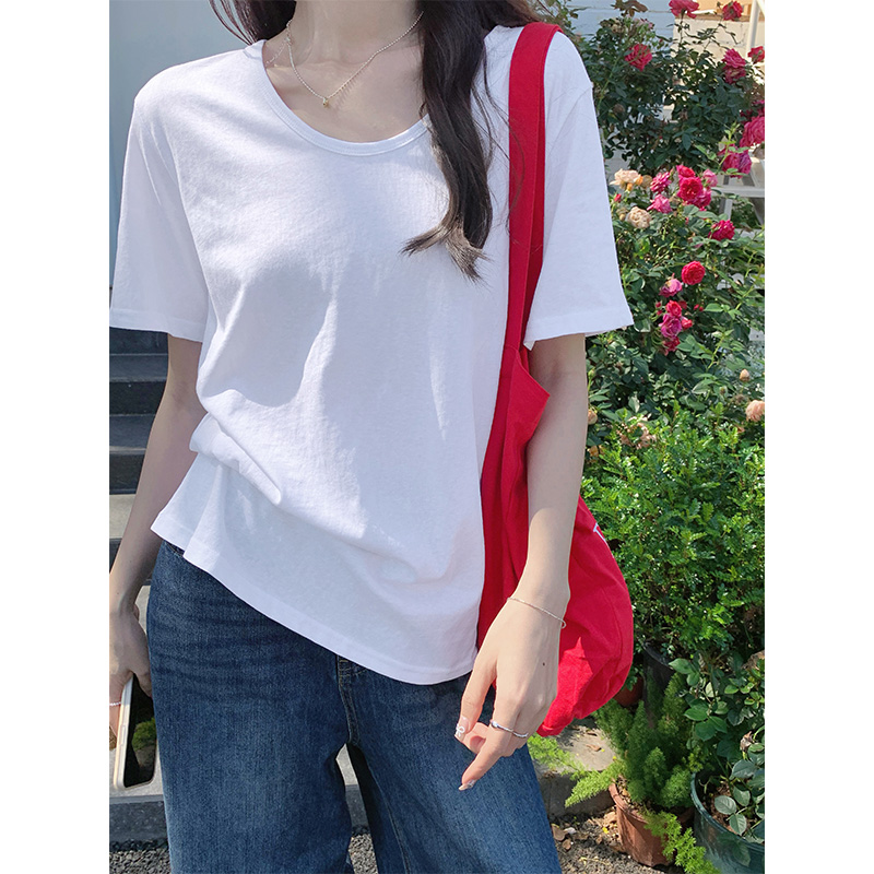 實拍早春純色T恤女內搭寬鬆顯瘦慵懶打底衫U領半袖鎖骨上衣
