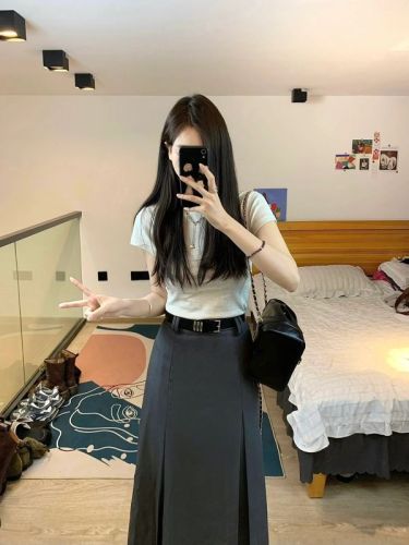 Gray pleated suit skirt women's summer solid color bottoming shirt + high-waisted A-line mid-length large swing umbrella skirt