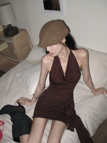 Actual shot of retro pure lust sexy slim temperament slim backless swing collar halter neck hip-hugging dress